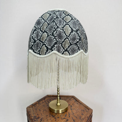 Small Snake Shade with Table Lamp