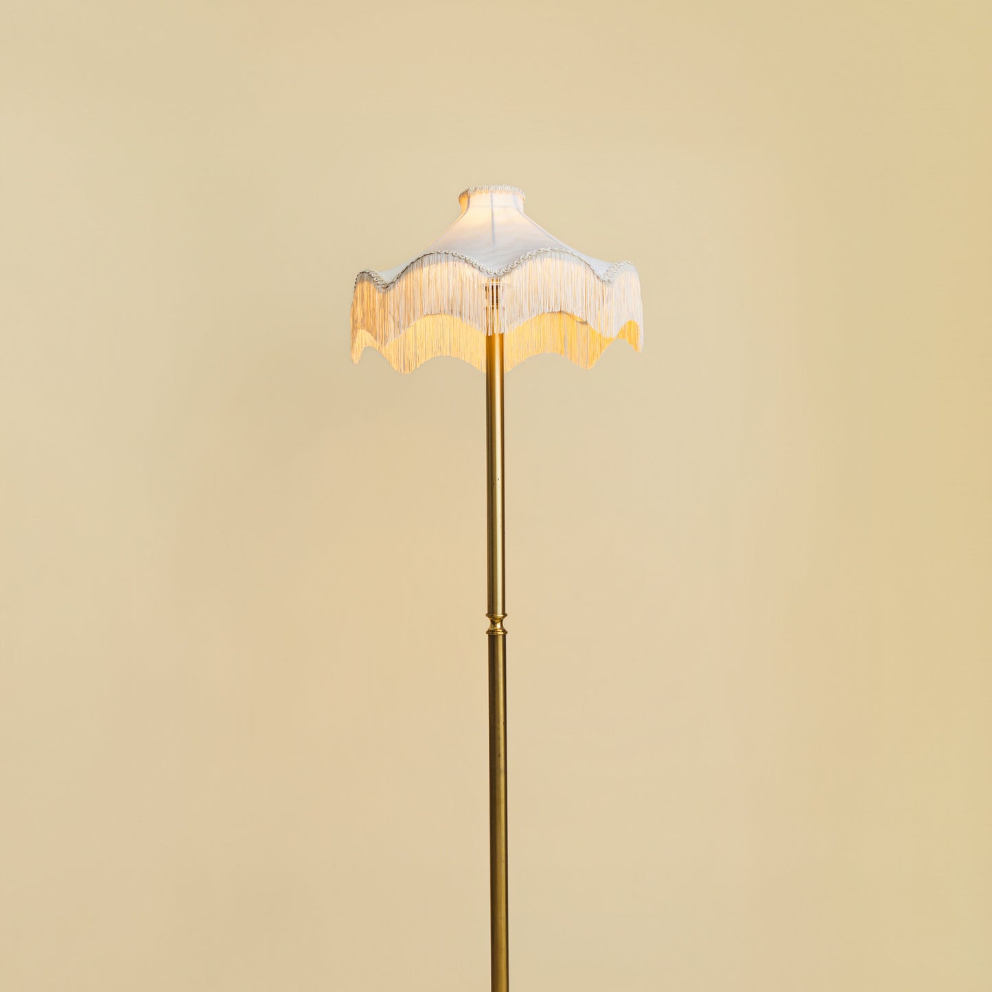 The Daisy Moiré Lampshade - Pearl
